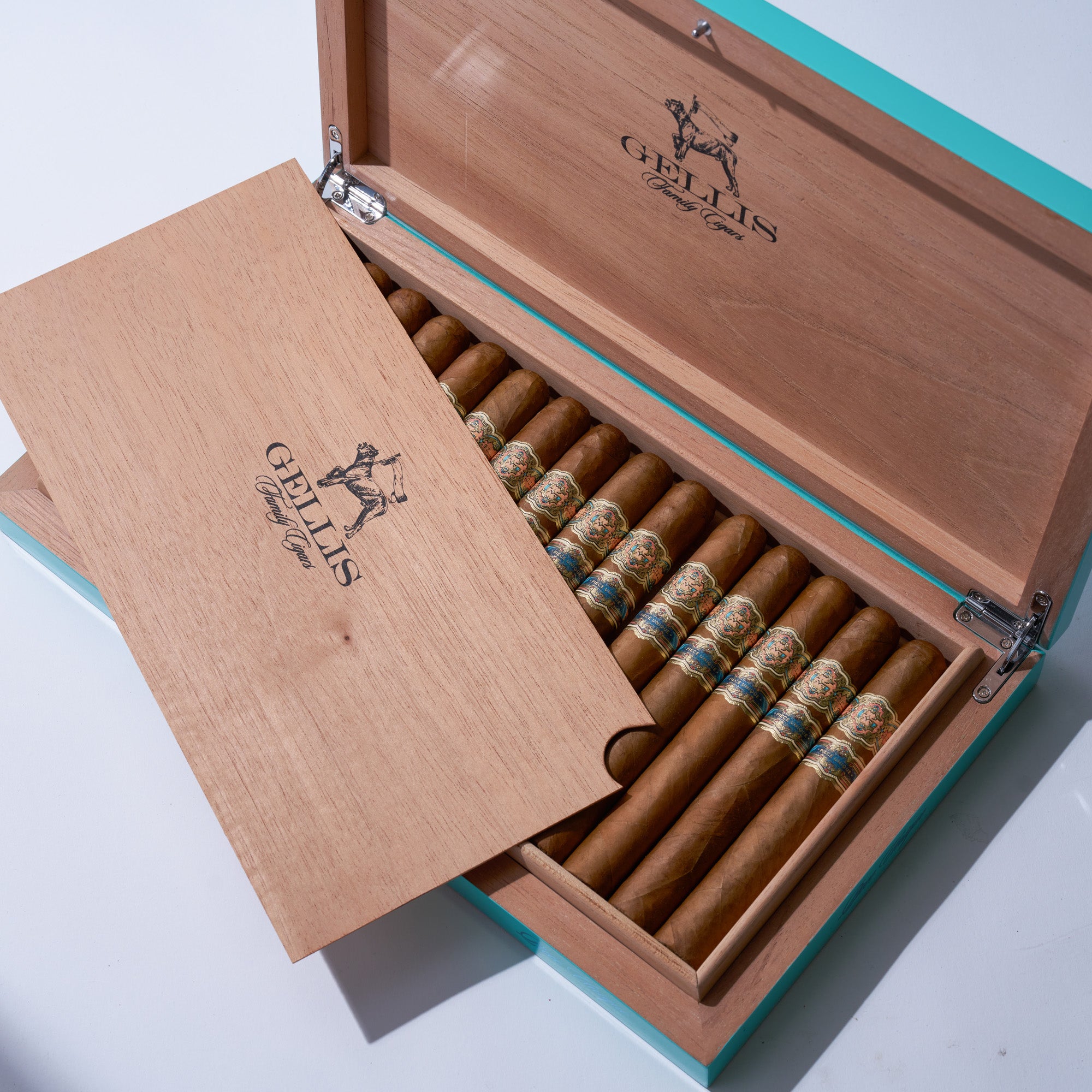 unique tobacco products On holiday in Sicily. I wanted to find a pipe by an Italian maker I can't find in the US. Mission accomplished! : r/PipeTobacco Acid Cigars by CigarBros |